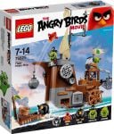 LEGO Angry Birds 75825 Piggy Pirate Ship - © 2016 LEGO Group