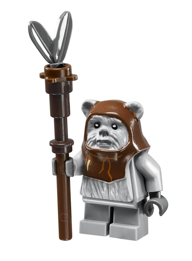 LEGO Star Wars 10236 Ewok™ Village 10236_1to1_005_Chief-670x911.jpg