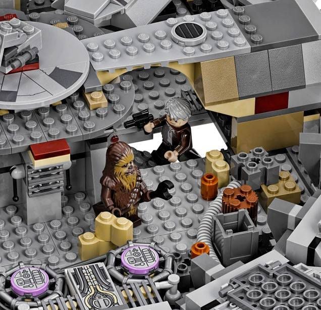 LEGO Star Wars 75105 Millennium Falcon™ 75105_detail_01.jpg