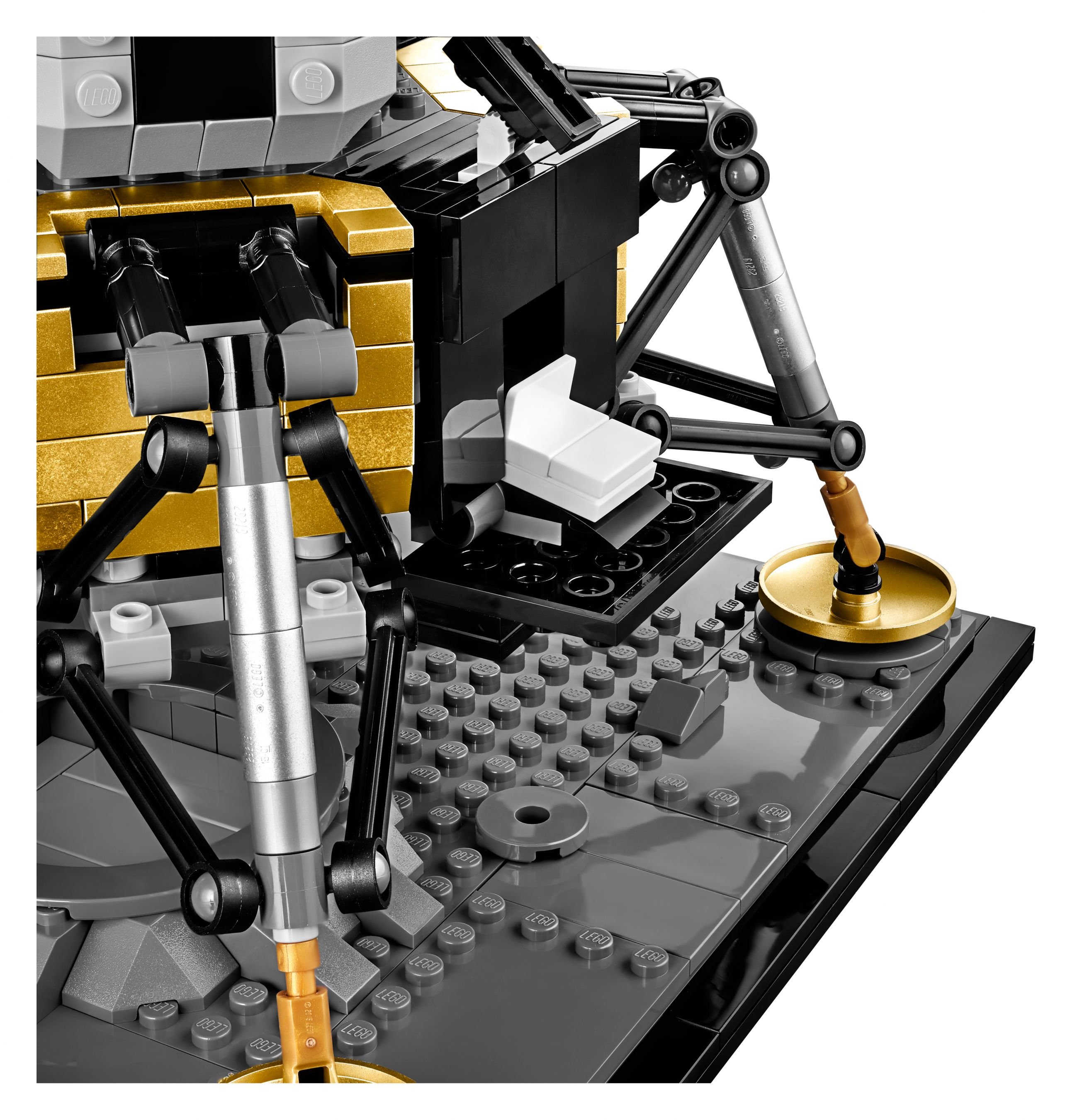LEGO Advanced Models 10266 NASA Apollo 11 Mondlandefähre LEGO_10266_alt9.jpg