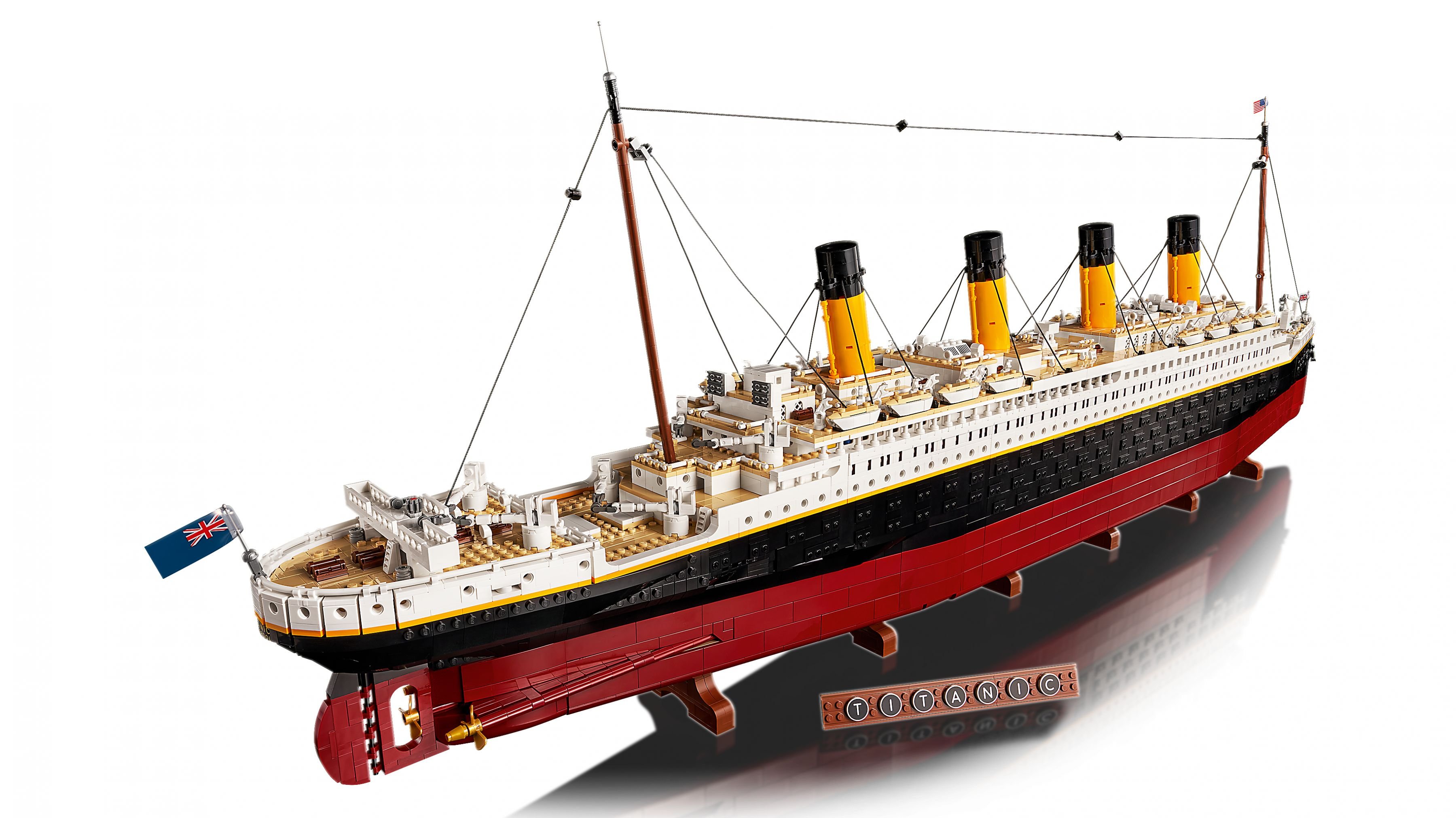 LEGO Advanced Models 10294 LEGO® Titanic LEGO_10294_web_sec04_nobg.jpg