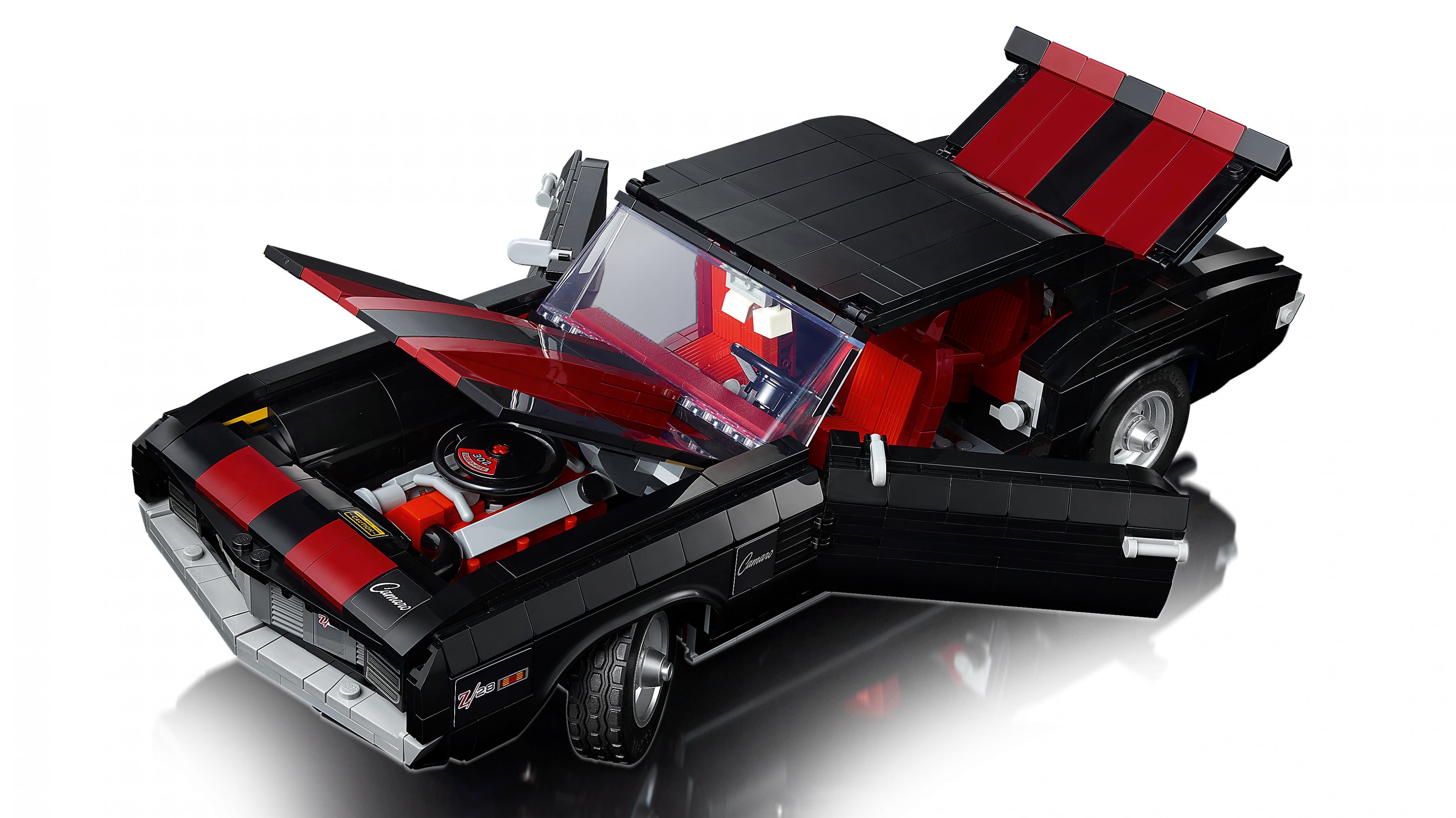 LEGO Advanced Models 10304 Chevrolet Camaro Z28 LEGO_10304_WEB_SEC04_NOBG.jpg