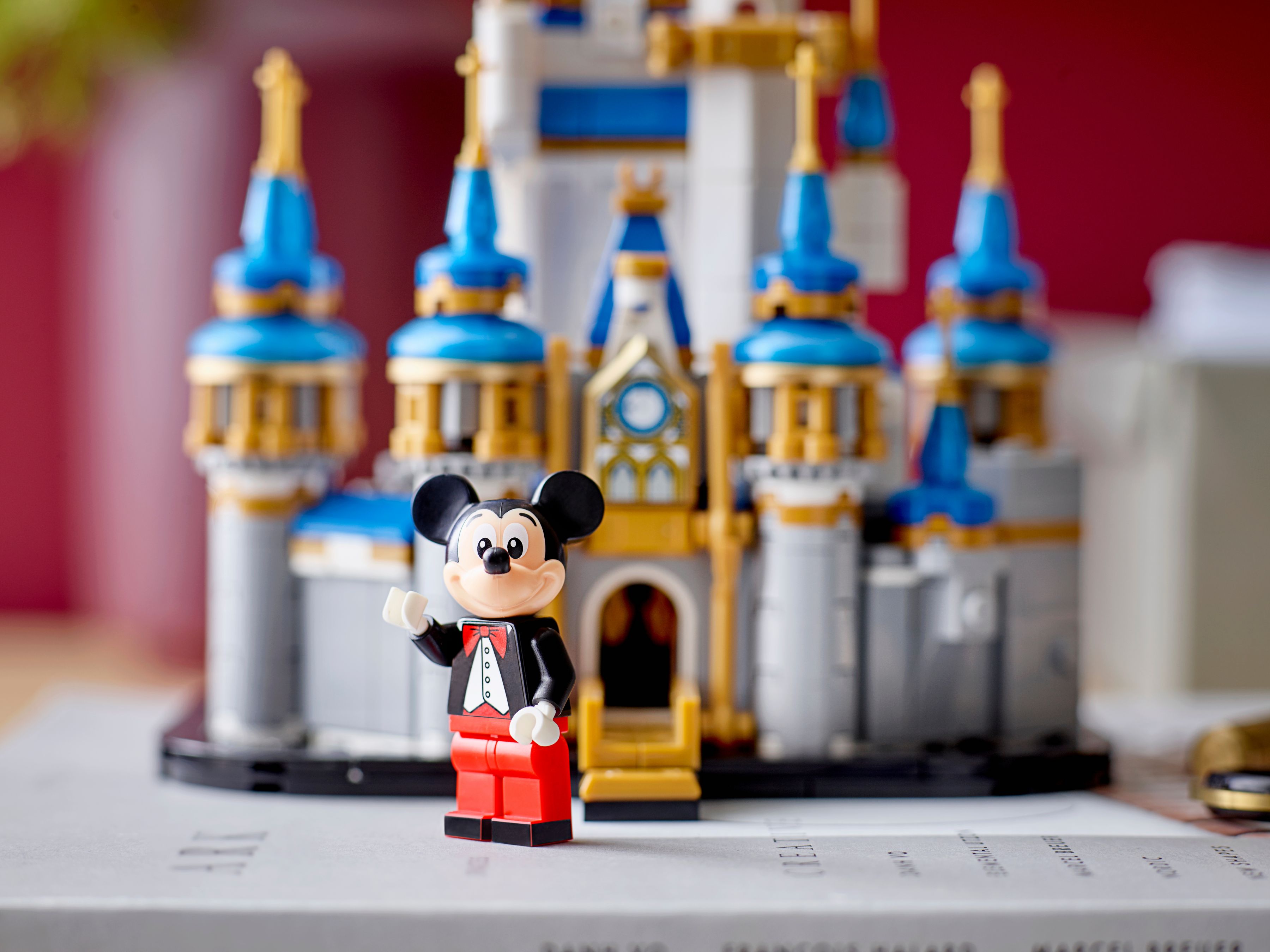 LEGO Miscellaneous 40478 Kleines Disney Schloss LEGO_40478_alt5.jpg