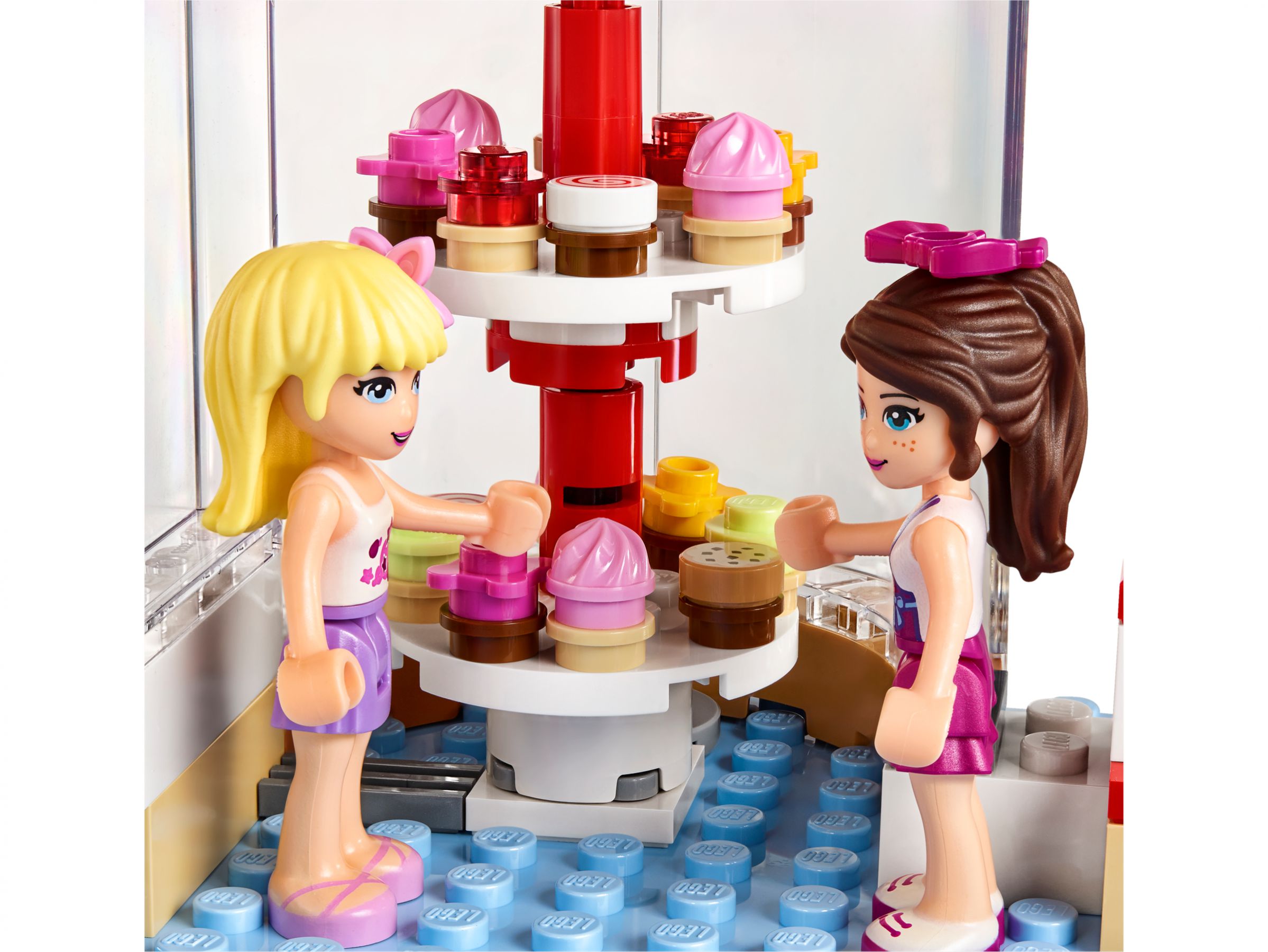 LEGO Friends 41119 Heartlake Cupcake-Café LEGO_41119_alt6.jpg