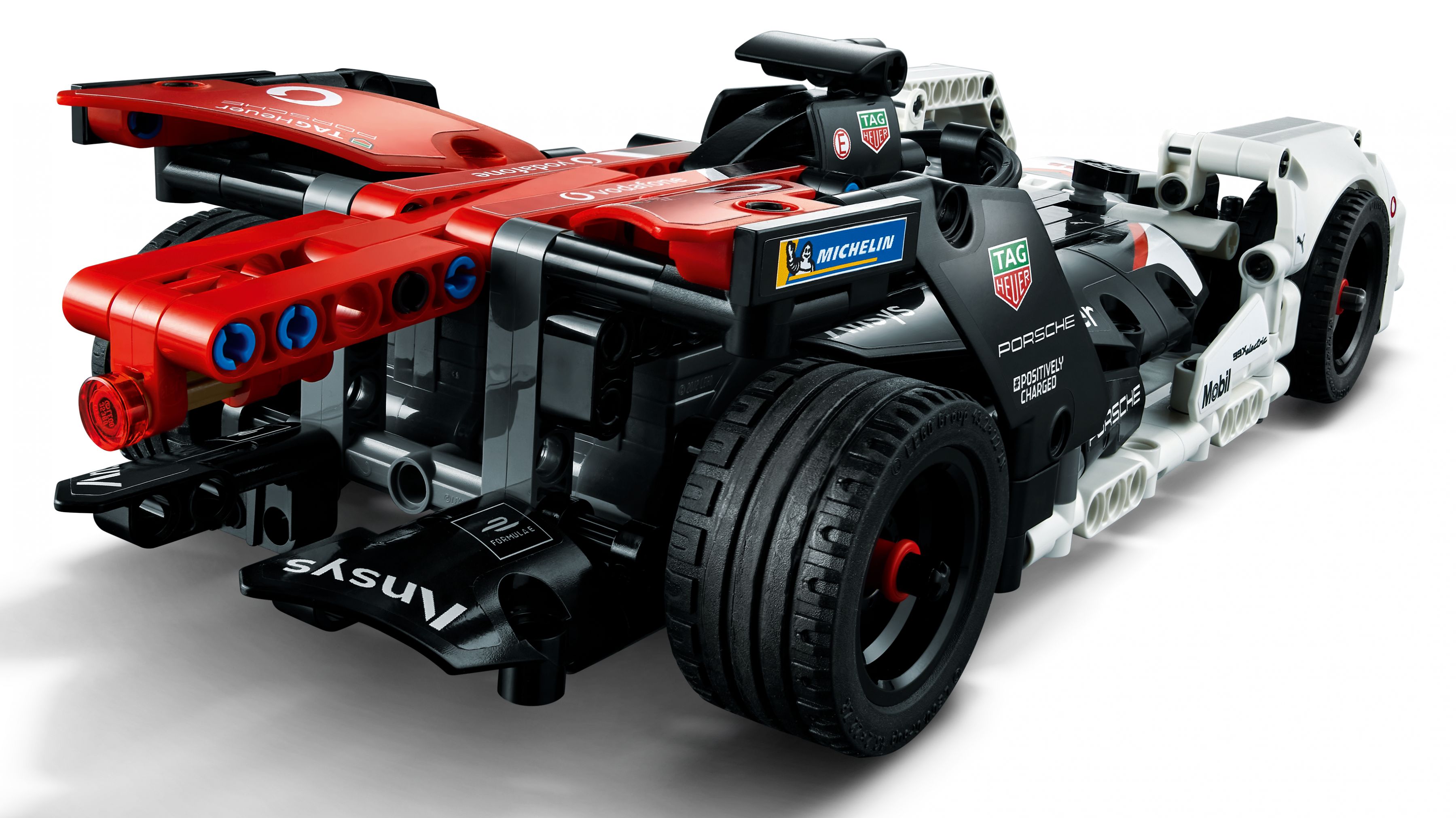 LEGO Technic 42137 Formula E™ Porsche 99X Electric LEGO_42137_WEB_SEC03_NOBG.jpg