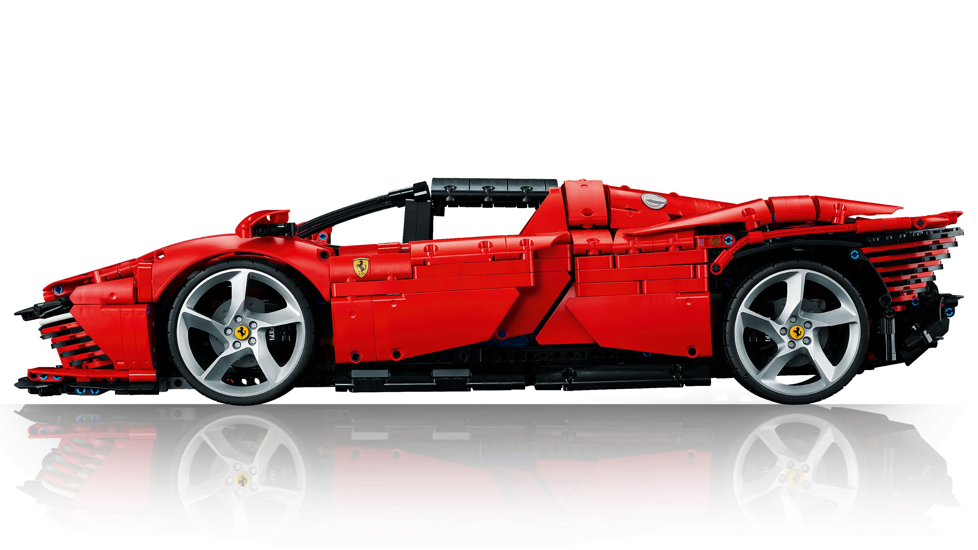 LEGO Technic 42143 Ferrari Daytona SP3 LEGO_42143_alt3.jpg