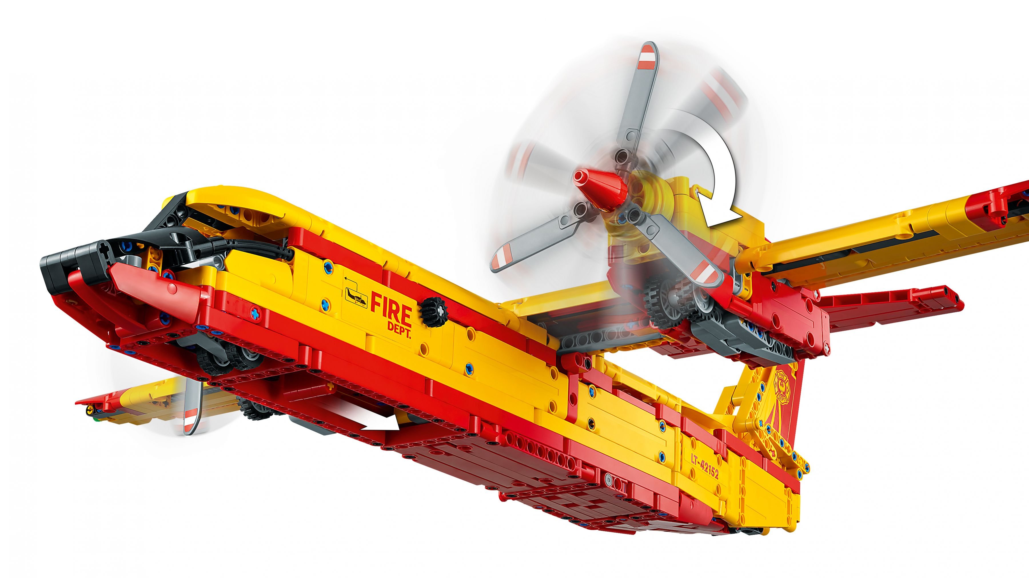LEGO Technic 42152 Löschflugzeug LEGO_42152_WEB_SEC03_NOBG.jpg