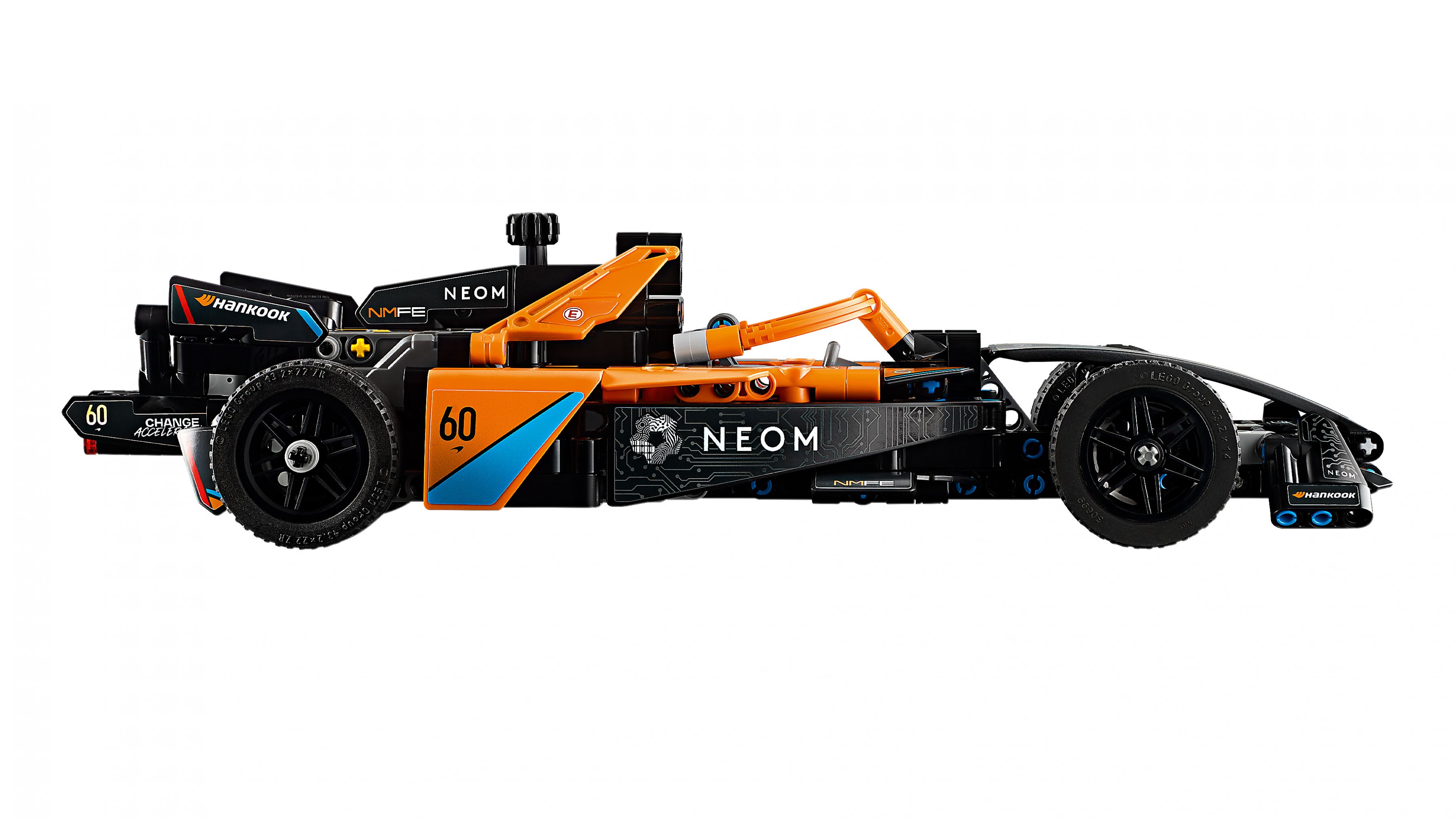 LEGO Technic 42169 NEOM McLaren Formula E Race Car LEGO_42169_WEB_SEC02_NOBG.jpg