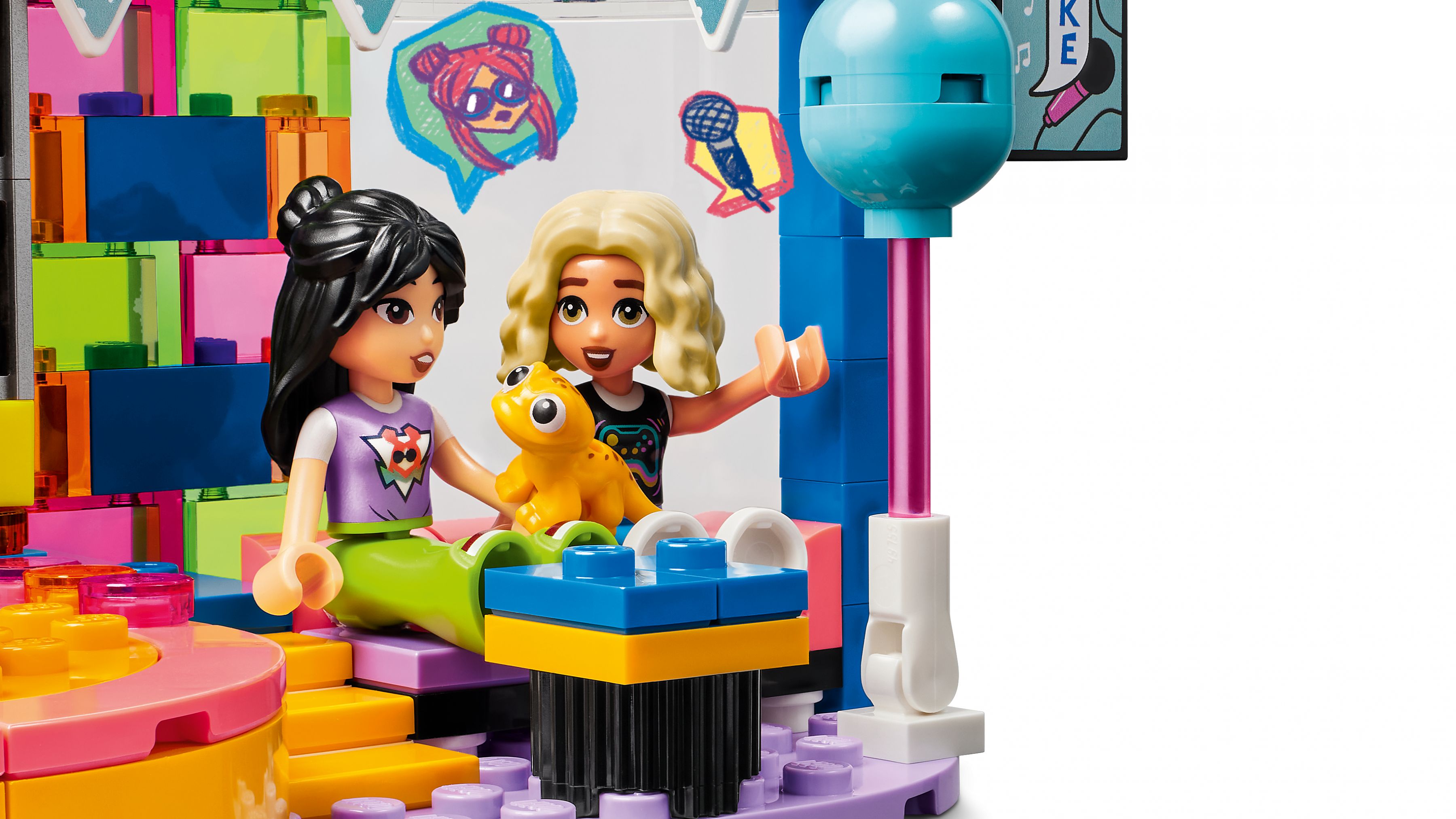 LEGO Friends 42610 Karaoke-Party LEGO_42610_web_sec07_nobg.jpg