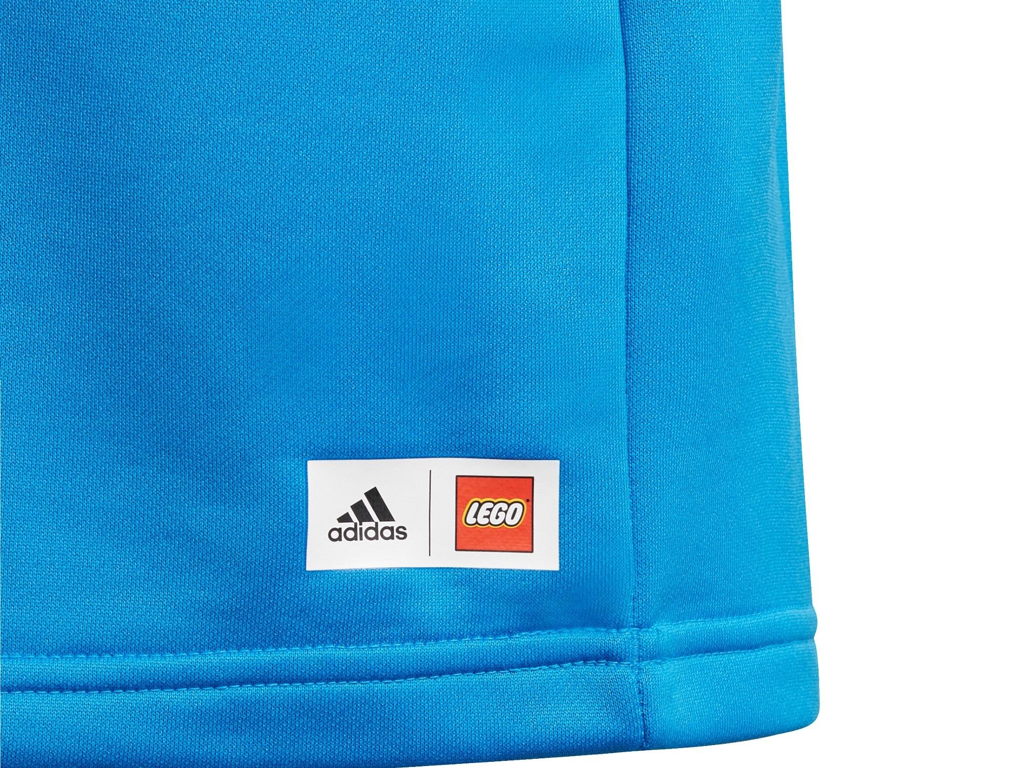 LEGO Gear 5006567 adidas x LEGO® T-Shirt mit lockerer Passform LEGO_5006567_alt4.jpg
