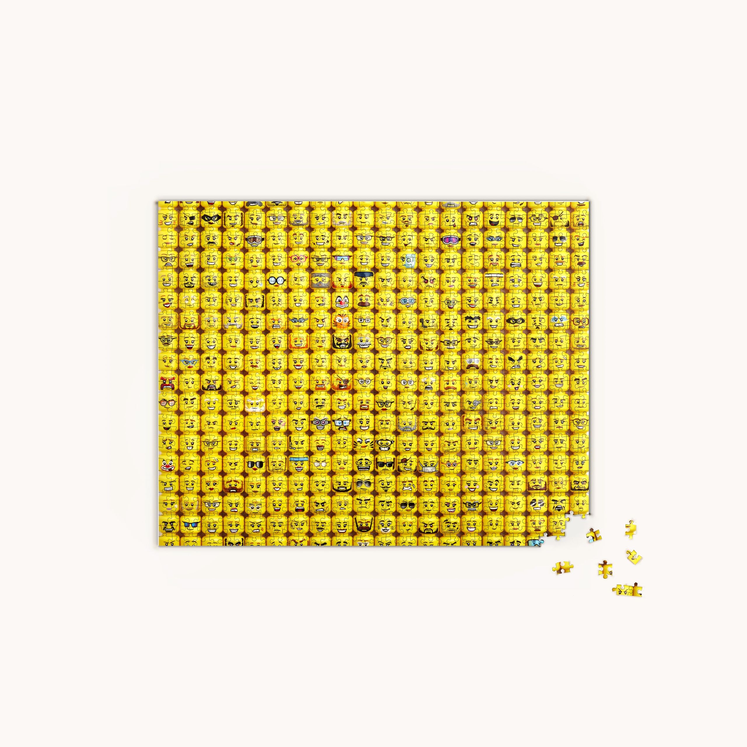 LEGO Miscellaneous 5007070 Puzzle – Minifigur-Gesichter LEGO_5007070_alt1.jpg