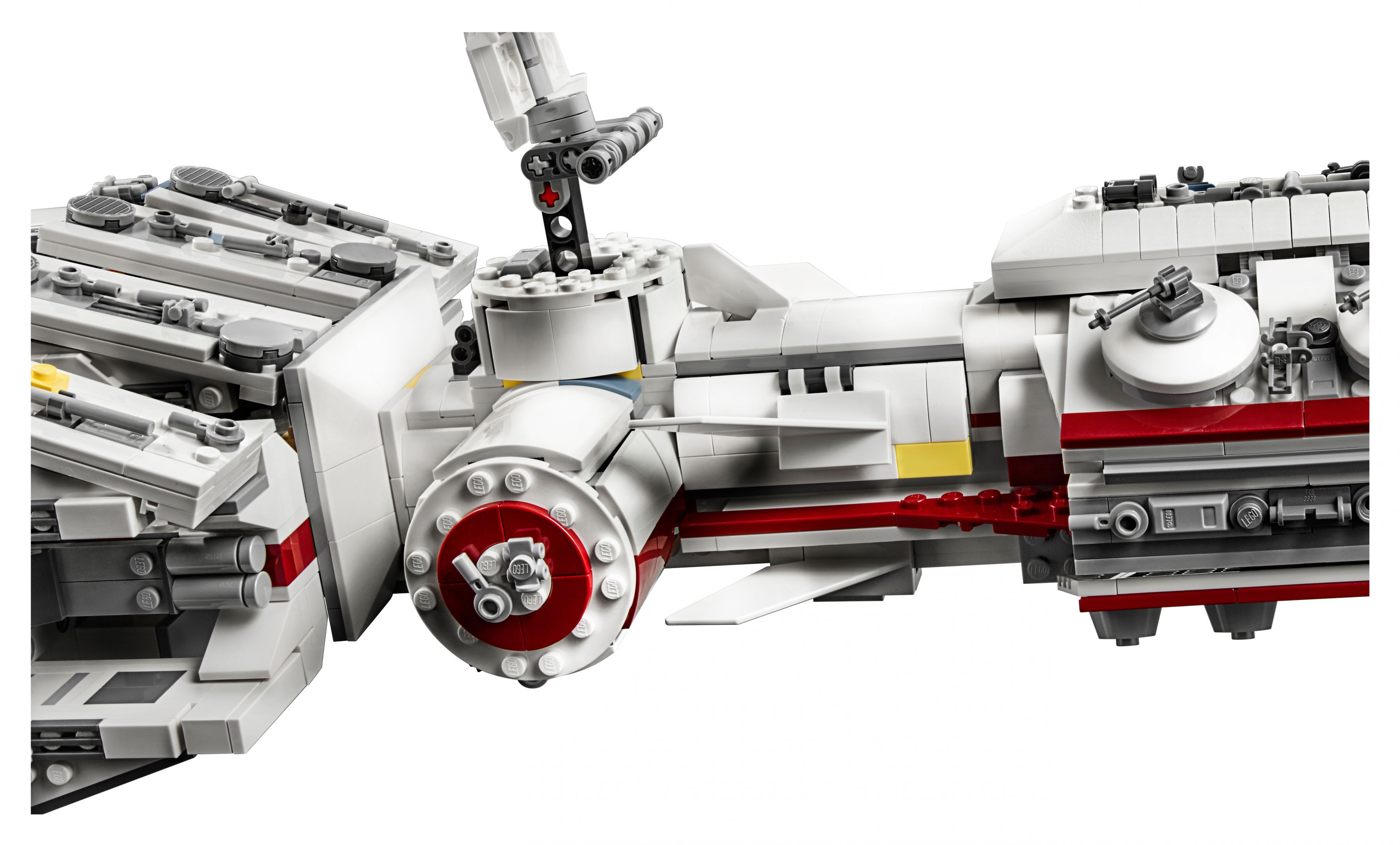 LEGO Star Wars 75244 Tantive IV LEGO_75244_alt11.jpg