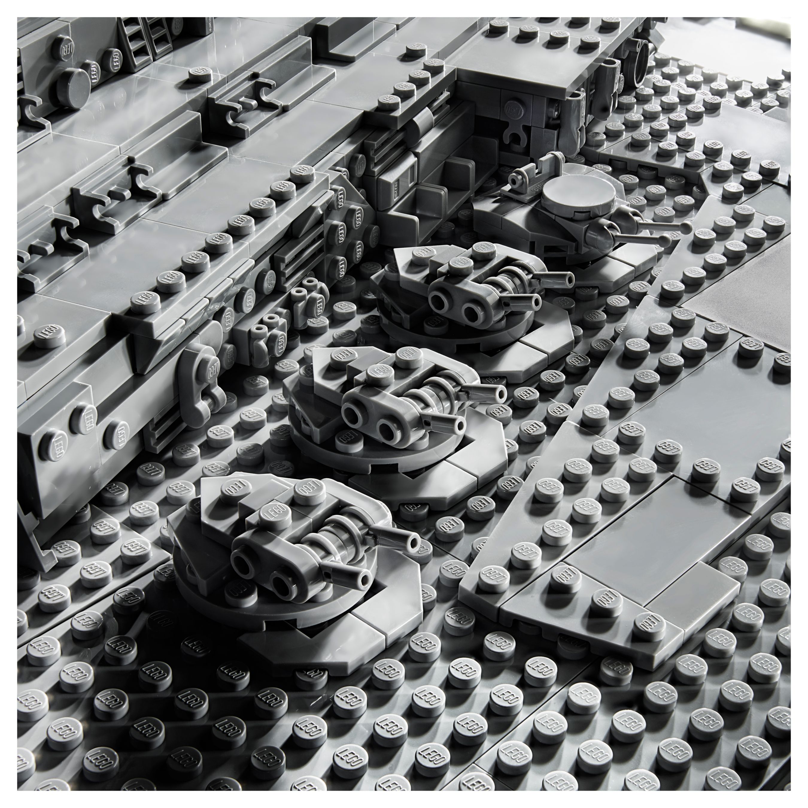 LEGO Star Wars 75252 UCS Imperialer Sternzerstörer™ LEGO_75252_alt7.jpg