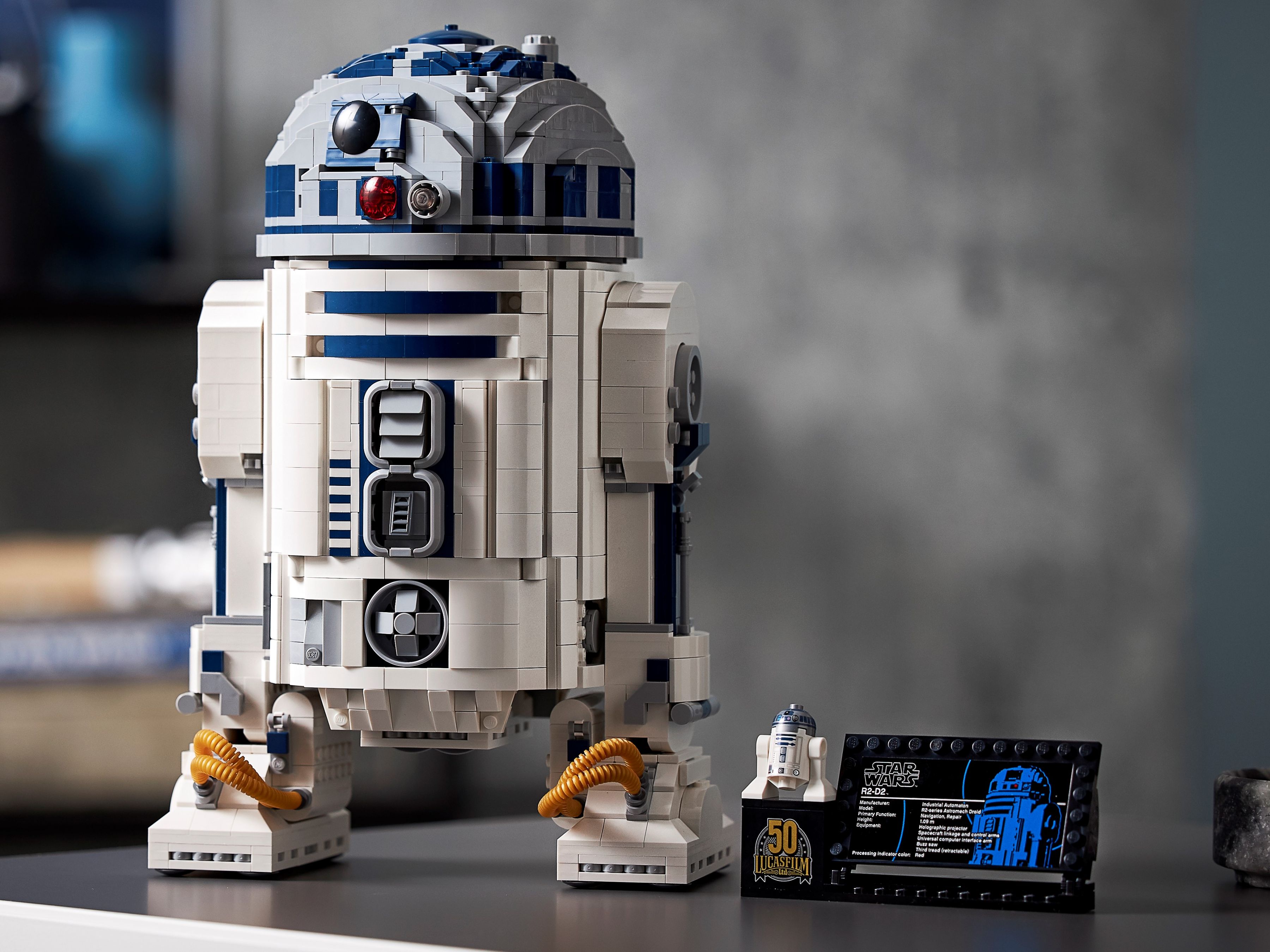 LEGO Star Wars 75308 R2-D2™ LEGO_75308_alt11.jpg