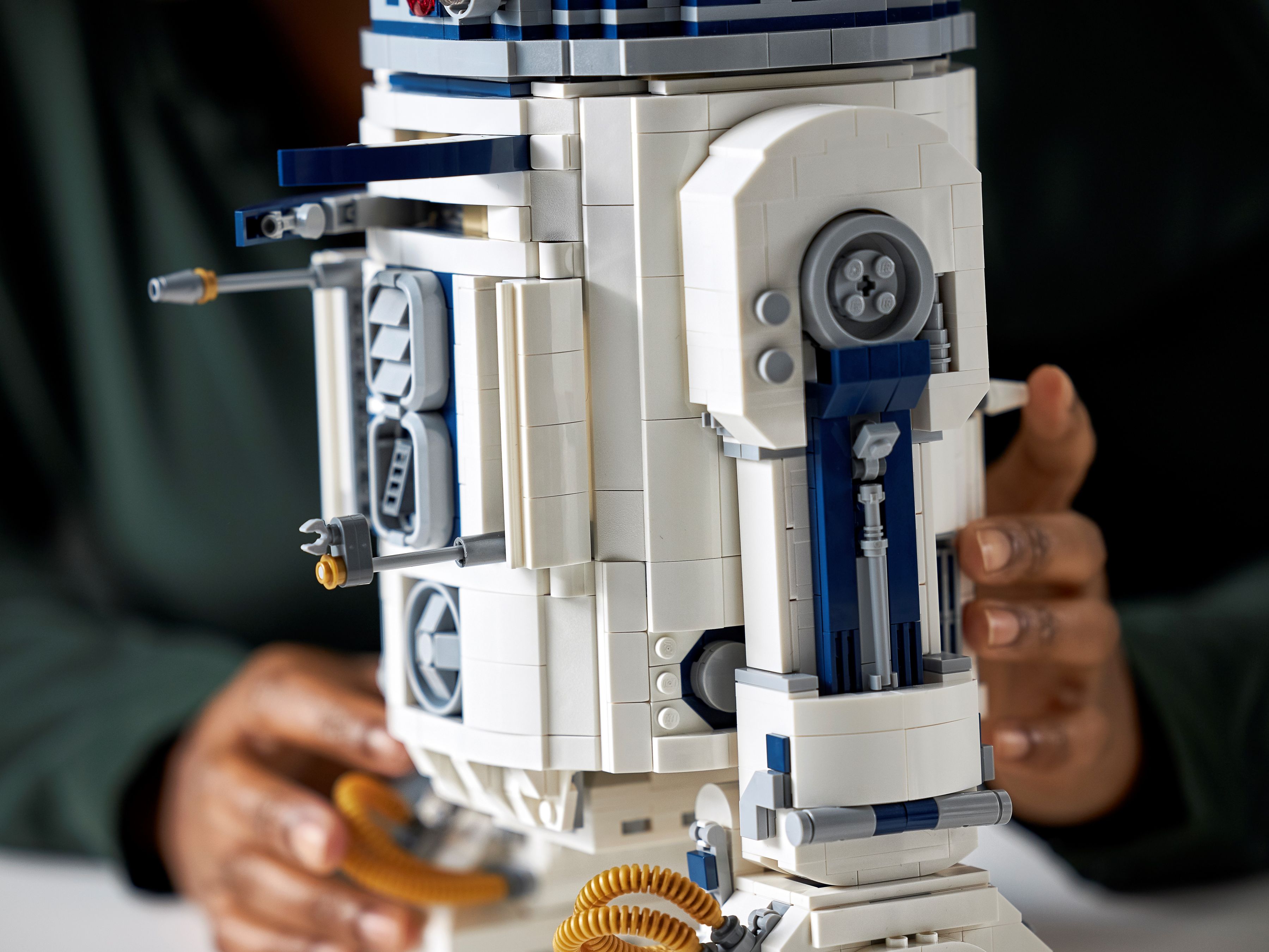 LEGO Star Wars 75308 R2-D2™ LEGO_75308_alt18.jpg