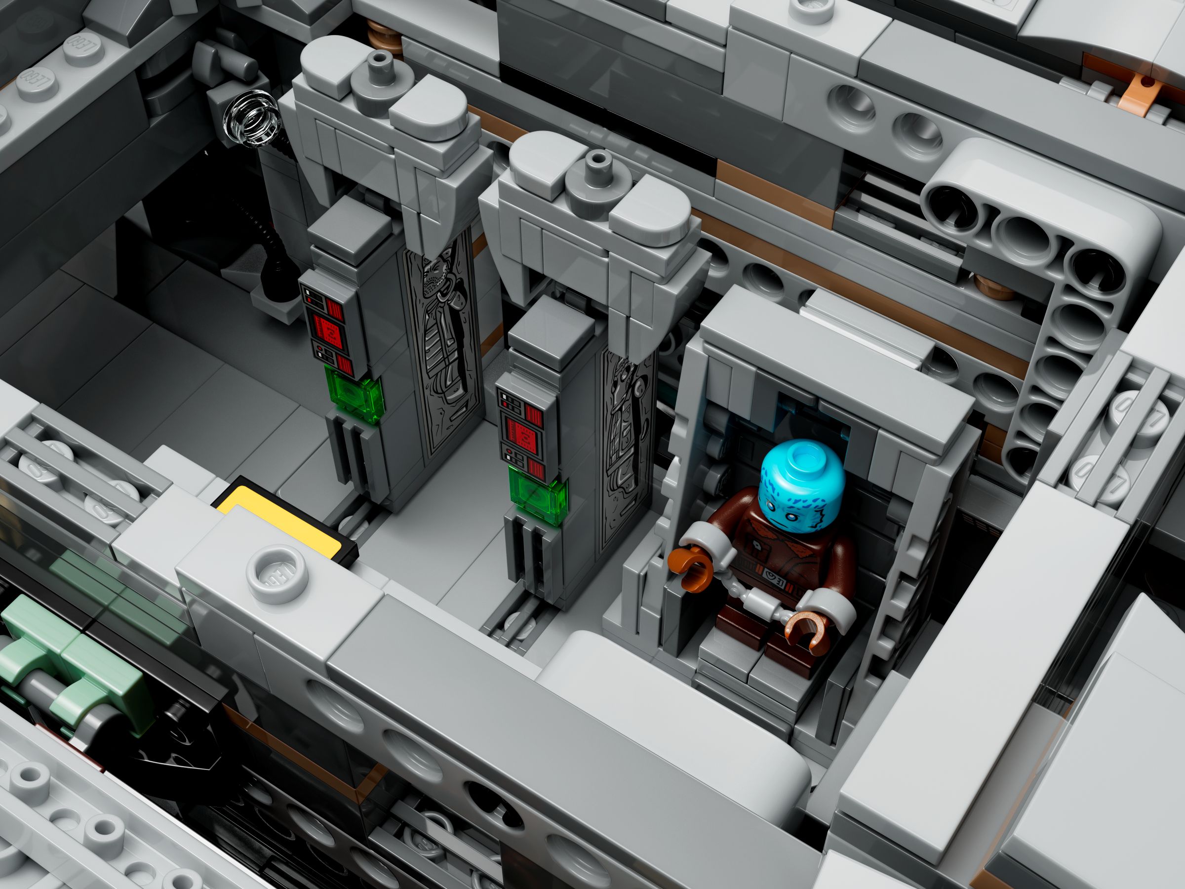 LEGO Star Wars 75331 The Razor Crest™ LEGO_75331_alt7.jpg