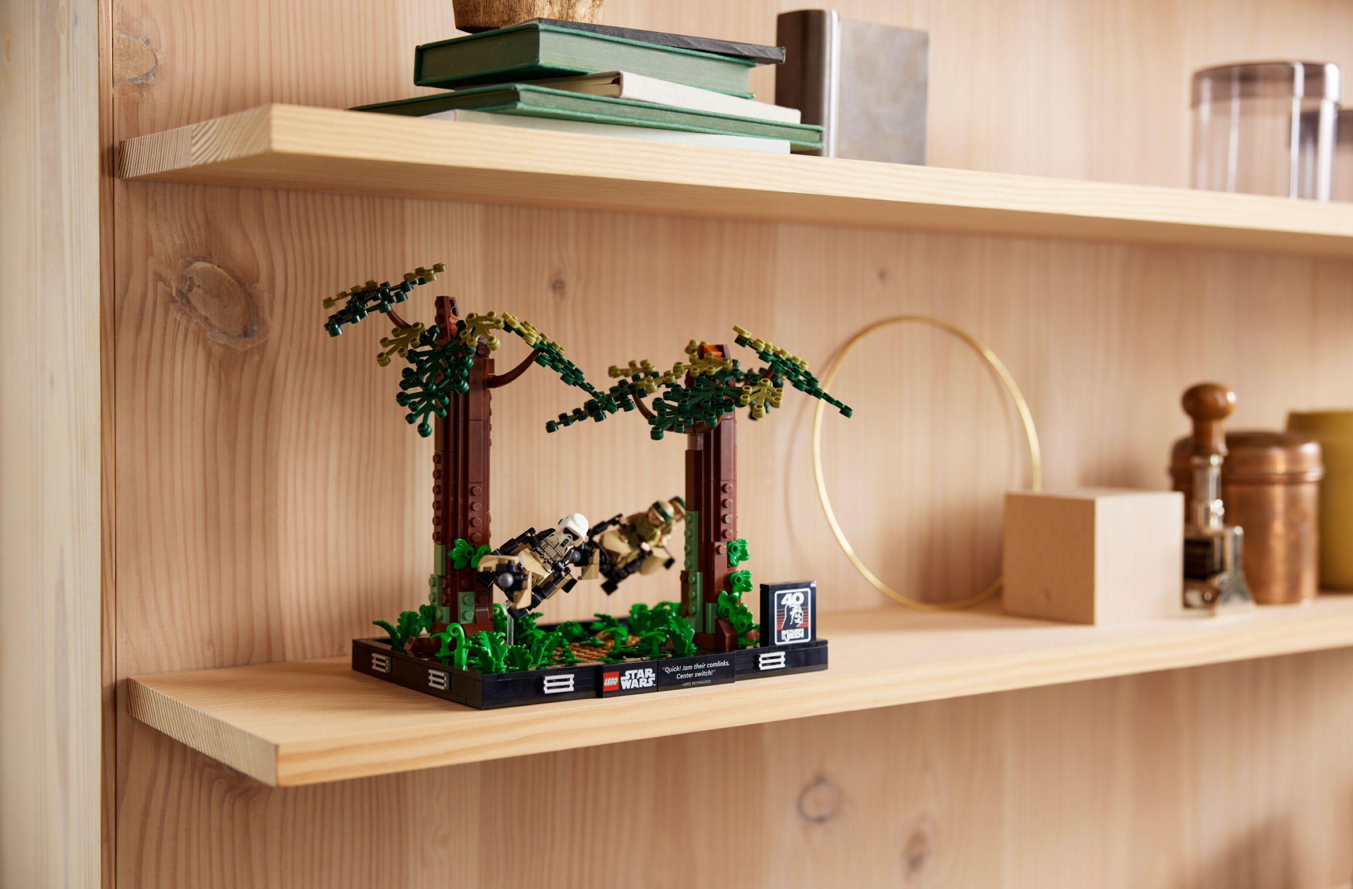 LEGO Star Wars 75353 Verfolgungsjagd auf Endor™ – Diorama LEGO_75353_alt6.jpg