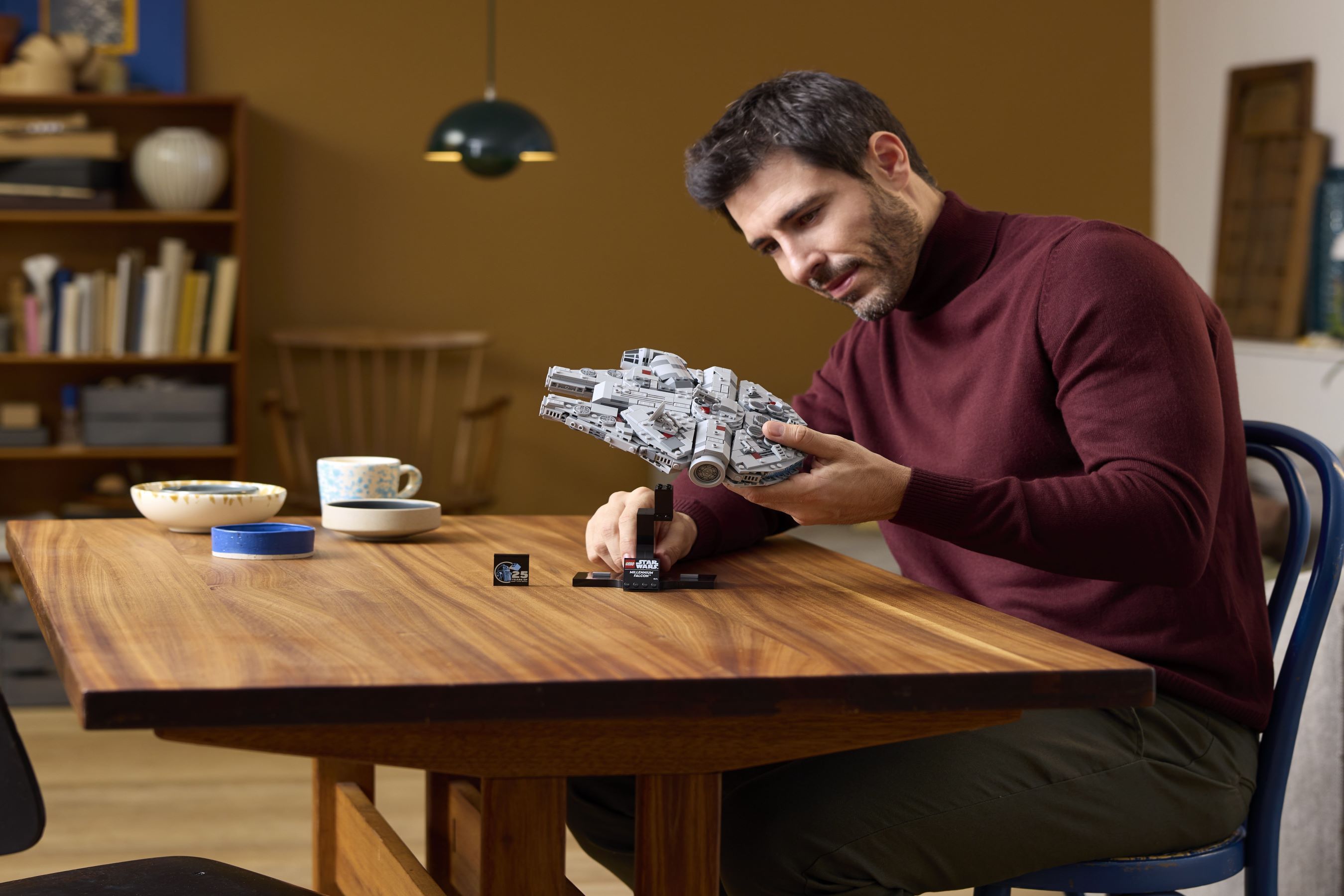 LEGO Star Wars 75375 Millennium Falcon™ LEGO_75375_alt5.jpg