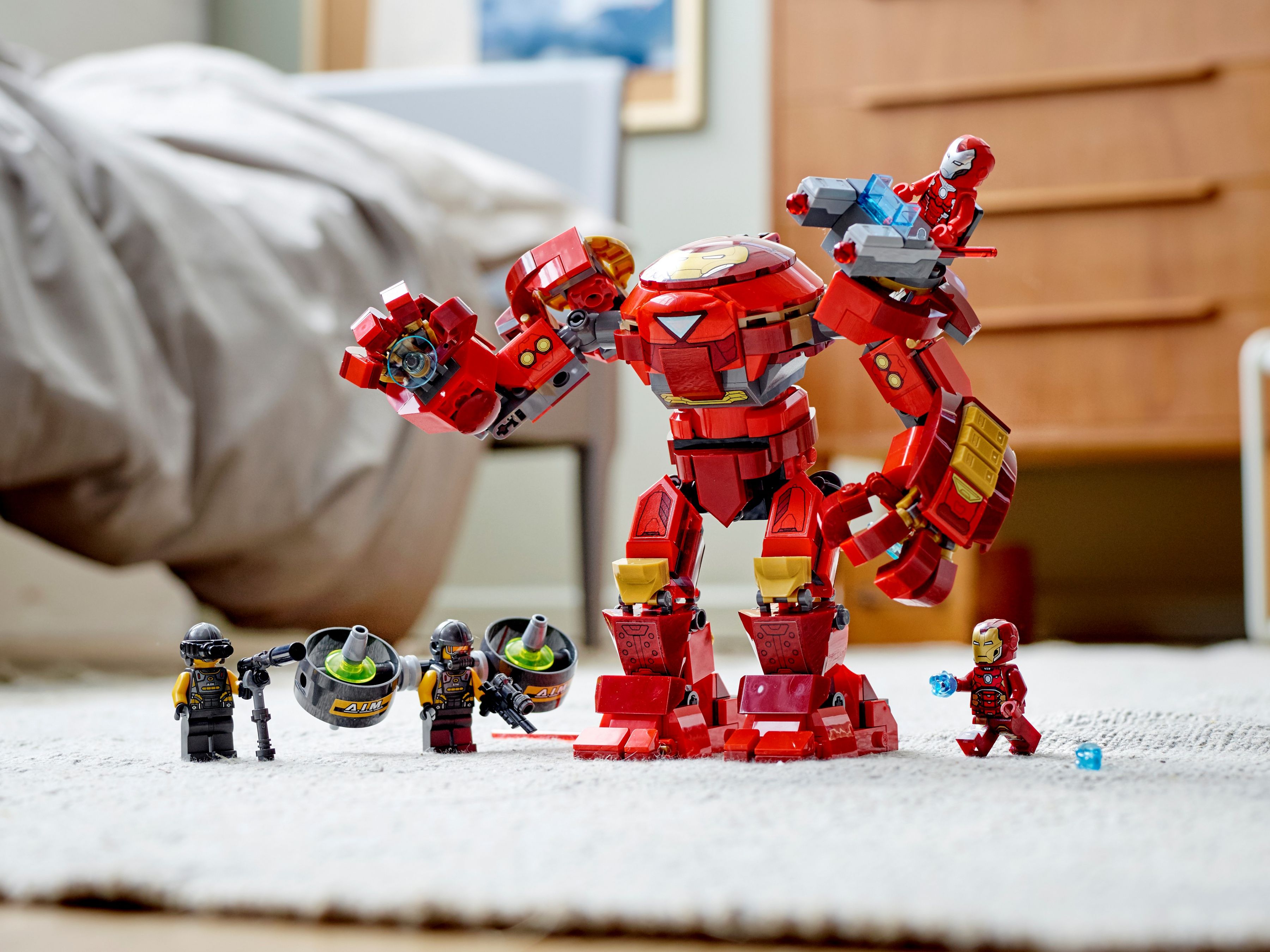 LEGO Super Heroes 76164 Iron Man Hulkbuster vs. A.I.M.-Agent LEGO_76164_alt10.jpg