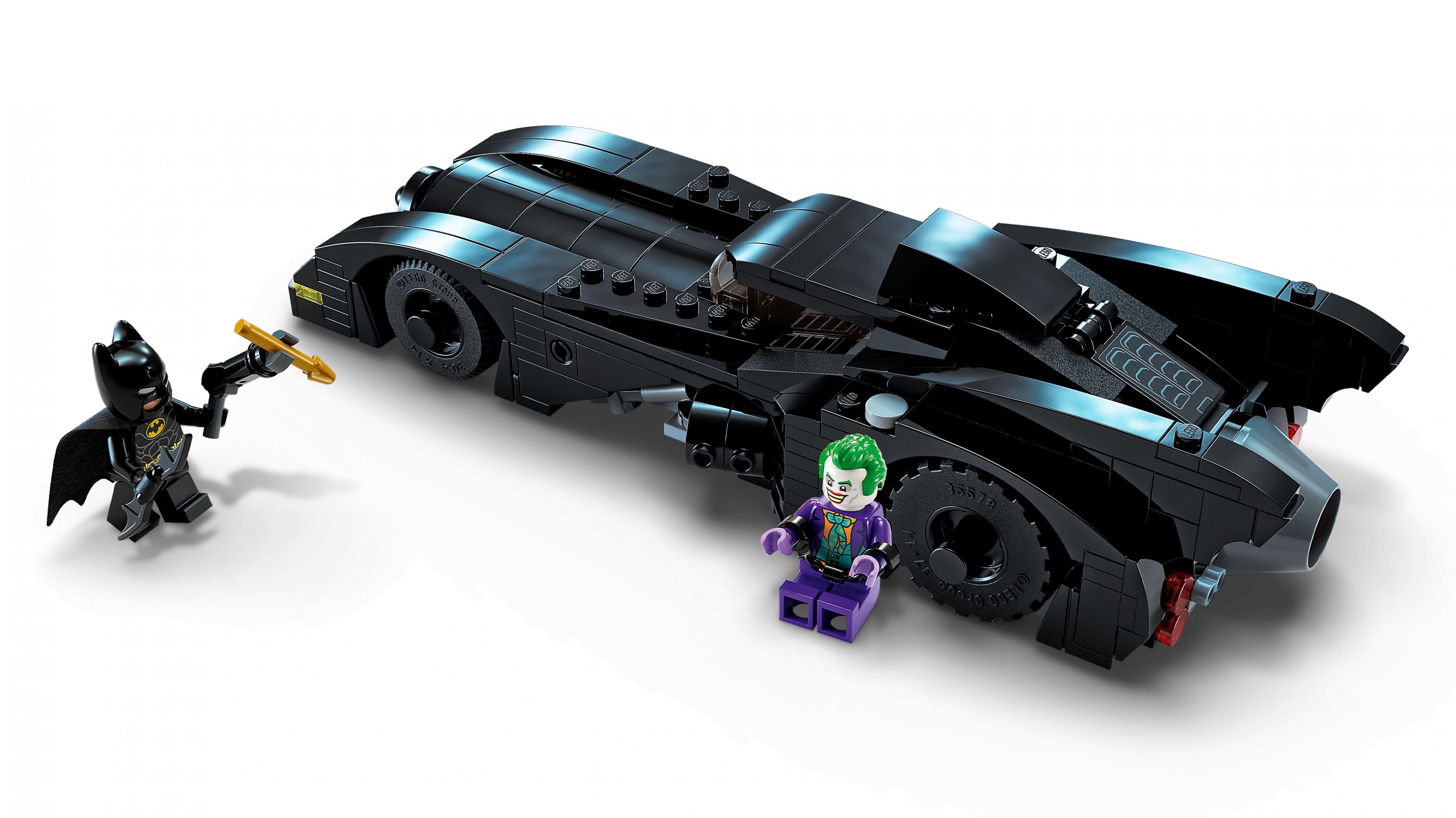 LEGO Super Heroes 76224 Batmobile™: Batman™ verfolgt den Joker™ LEGO_76224_WEB_SEC01_NOBG.jpg