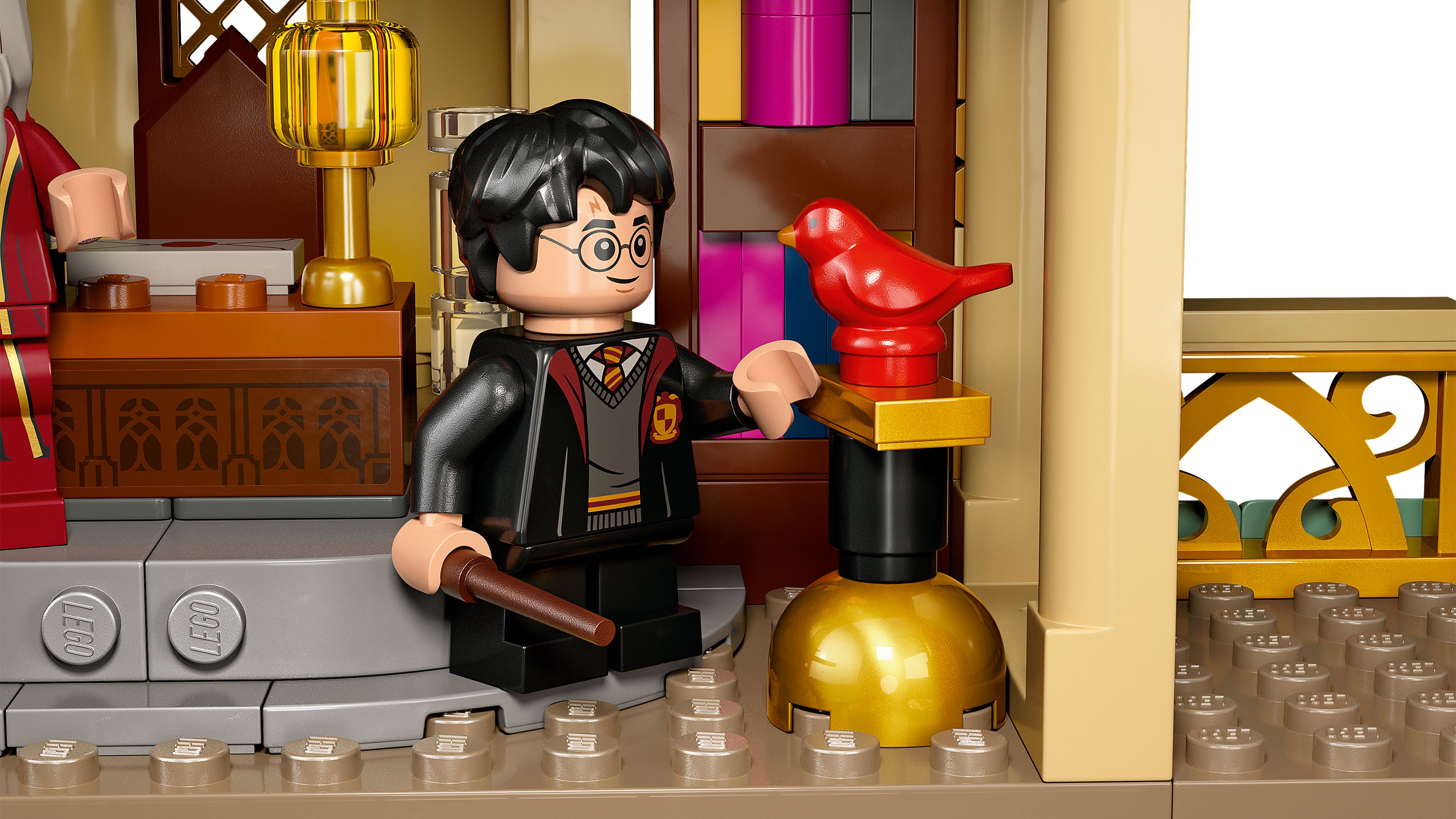 LEGO Harry Potter 76402 Hogwarts™: Dumbledores Büro LEGO_76402_WEB_SEC06_NOBG.jpg