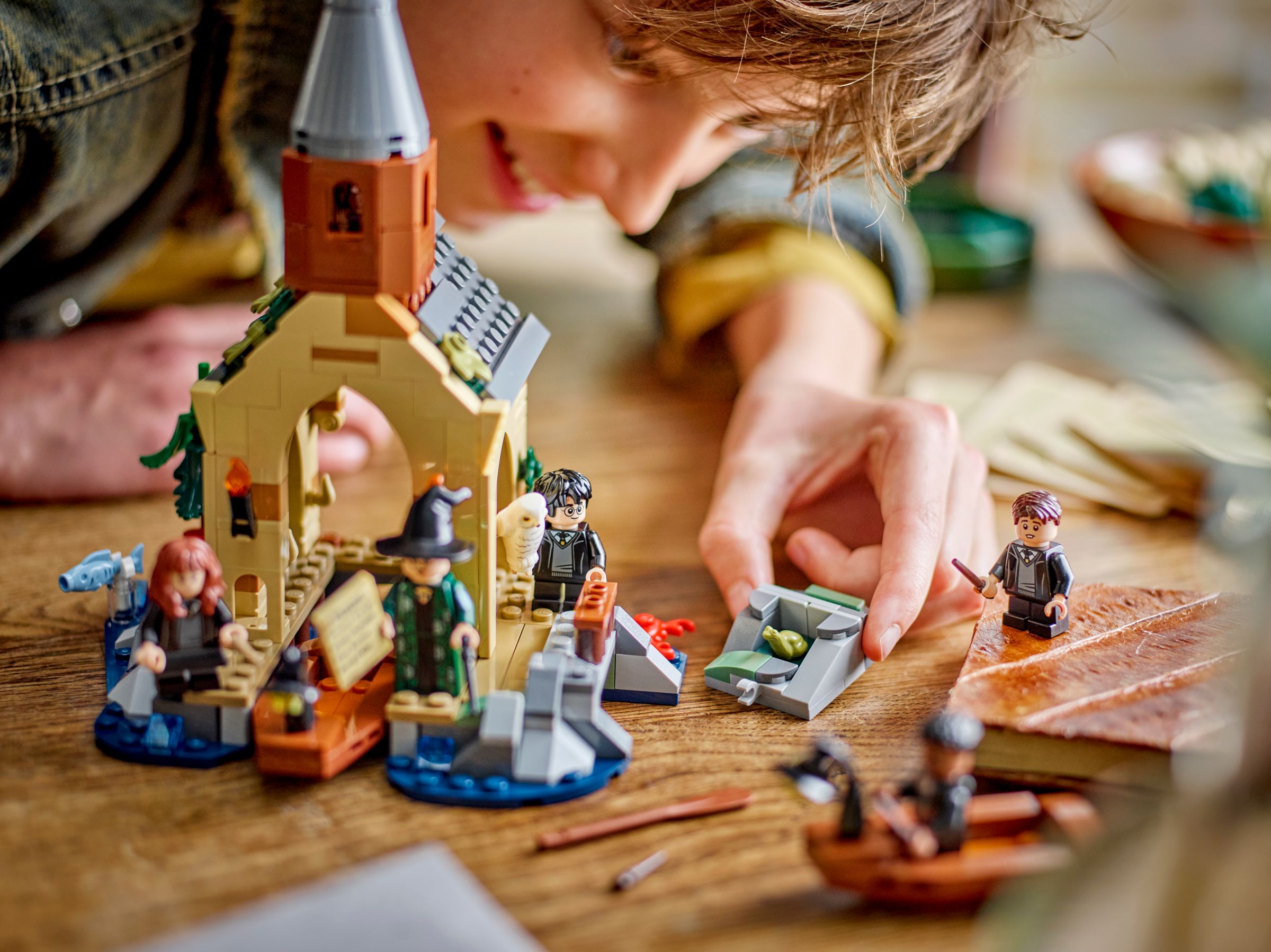 LEGO Harry Potter 76426 Bootshaus von Schloss Hogwarts™ LEGO_76426_alt6.jpg