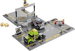 LEGO Racers 8199 Security Smash