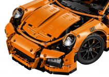 LEGO Technic 42056 Porsche 911 GT3 RS LEGO-Technic-42056-Porsche-911-GT3-RS-front-hood-headlights.jpg