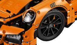 LEGO Technic 42056 Porsche 911 GT3 RS LEGO-Technic-42056-Porsche-911-GT3-RS-front-wheel.jpg