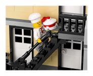 LEGO Advanced Models 10255 Assembly Square / Stadtleben LEGO_10255_alt9.jpg