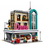 LEGO 10260 - Bild 3