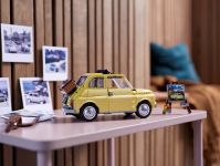 LEGO Advanced Models 10271 gelber Fiat 500 LEGO_10271_CREATOR_EXPERTS_FIAT500_1HY20_GIF_03.jpg