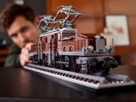 LEGO 10277 - Bild 11