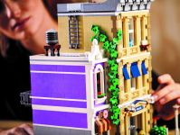 LEGO Advanced Models 10278 Polizeistation LEGO_10278_alt21.jpg
