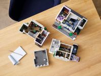 LEGO Advanced Models 10278 Polizeistation LEGO_10278_alt25.jpg