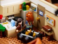 LEGO 10292 - Bild 12