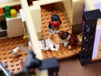 LEGO 10292 - Bild 17