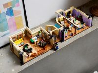 LEGO 10292 - Bild 28