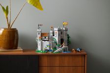 LEGO 10305 - Bild 7