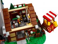 LEGO 10332 - Bild 6