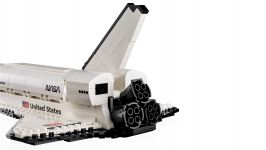 LEGO Advanced Models 10360 Spaceshuttle-Transport-Jumbo LEGO_10360_WEB_SEC07_NOBG.jpg