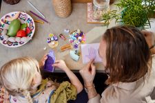 LEGO Gabbys Puppenhaus 10786 Gabbys und Meerkätzchens Schiff und Spa LEGO_10786_alt6.jpg