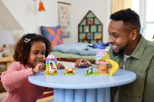 LEGO Gabbys Puppenhaus 10787 Kitty Fees Gartenparty LEGO_10787_alt7.jpg