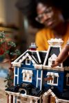 LEGO Stranger Things 11370 Stranger Things: The Creel House LEGO_11370_Lifestyle_Build_8_en-gb.jpg