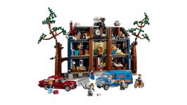 LEGO Stranger Things 11370 Stranger Things: The Creel House LEGO_11370_WEB_SEC03_NOBG_en-gb.jpg