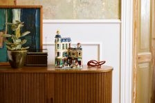 LEGO Advanced Models 11371 Einkaufsmeile LEGO_11371_Lifestyle_Envr_01_en-gb.jpg