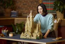 LEGO 21065 - Fertiges Modell 2