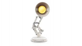 LEGO Ideas 21357 Disney Pixar Luxo Jr. LEGO_21357_WEB_SEC07_NOBG.jpg