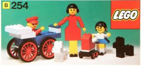 LEGO Building Set with People 254 Family