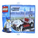 LEGO City 30000 LEGO 30000 Doctors Medical Car